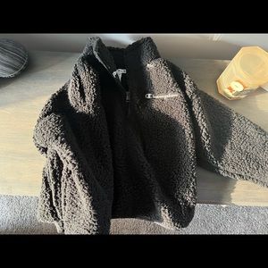 Cropped fleece champion pullover (size small)